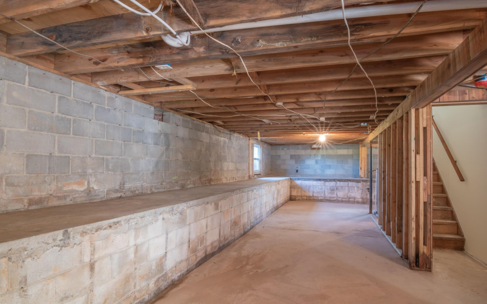 crawl space foundation