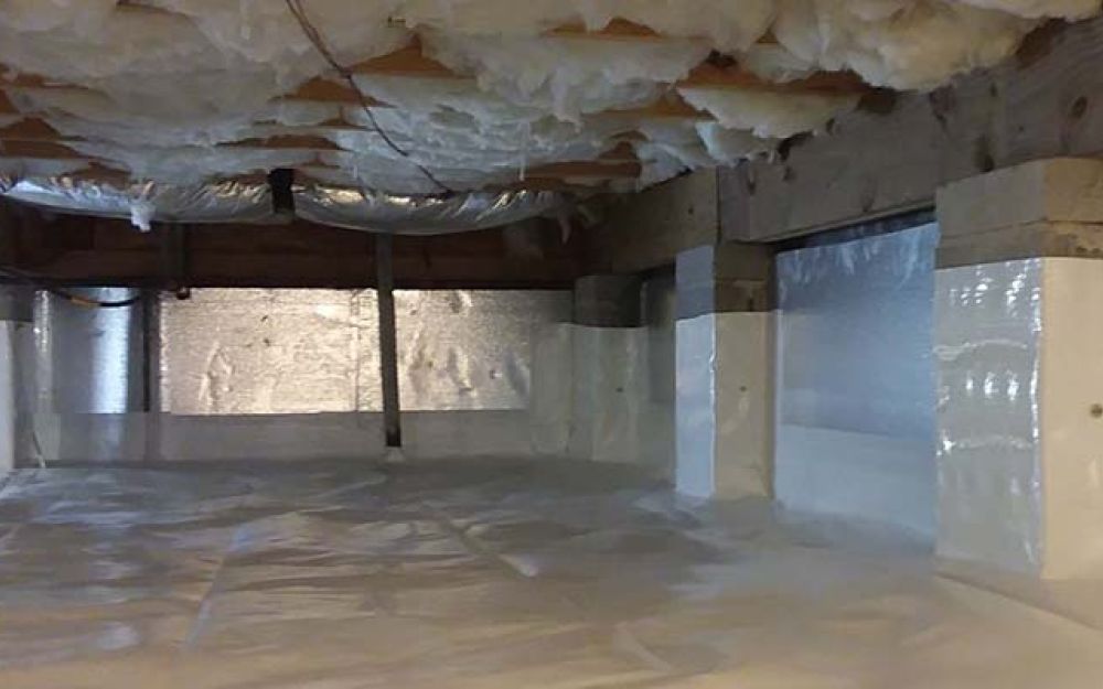 Encapsulated crawl space with plastic